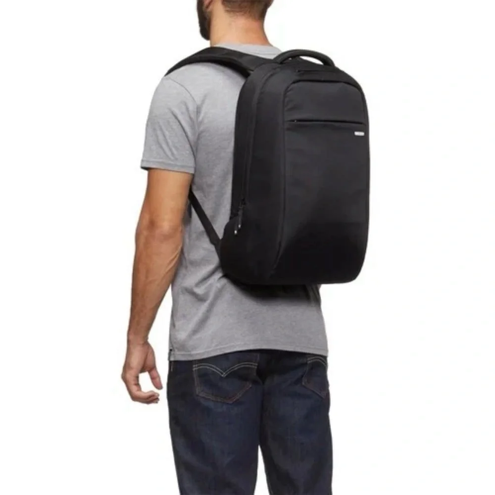 Incase Icon Backpack Black Slim - Picture 6 of 9